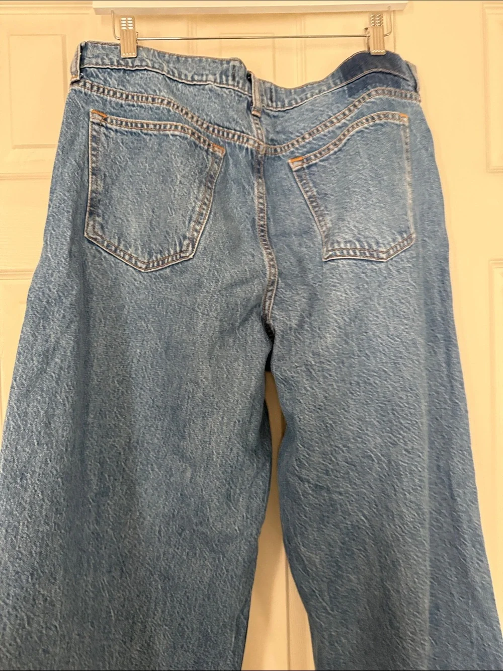 NWT Abercrombie Ultra Loose Low Rise Curve Love Jeans
